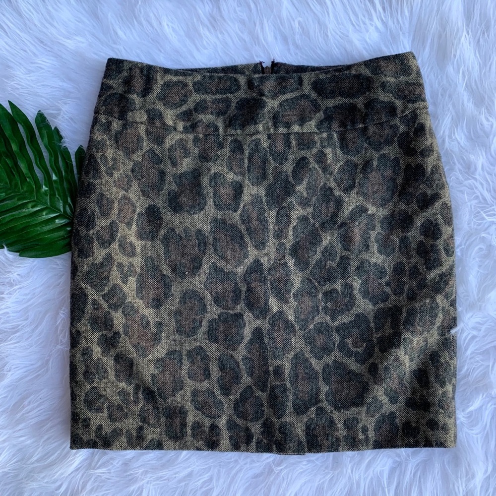 👻🎃 Rafaella studio leopard skirt